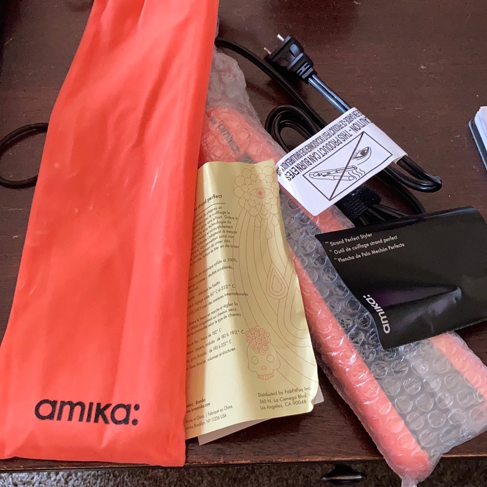 Amika Limited Edition Strand Perfect Styler 1.25